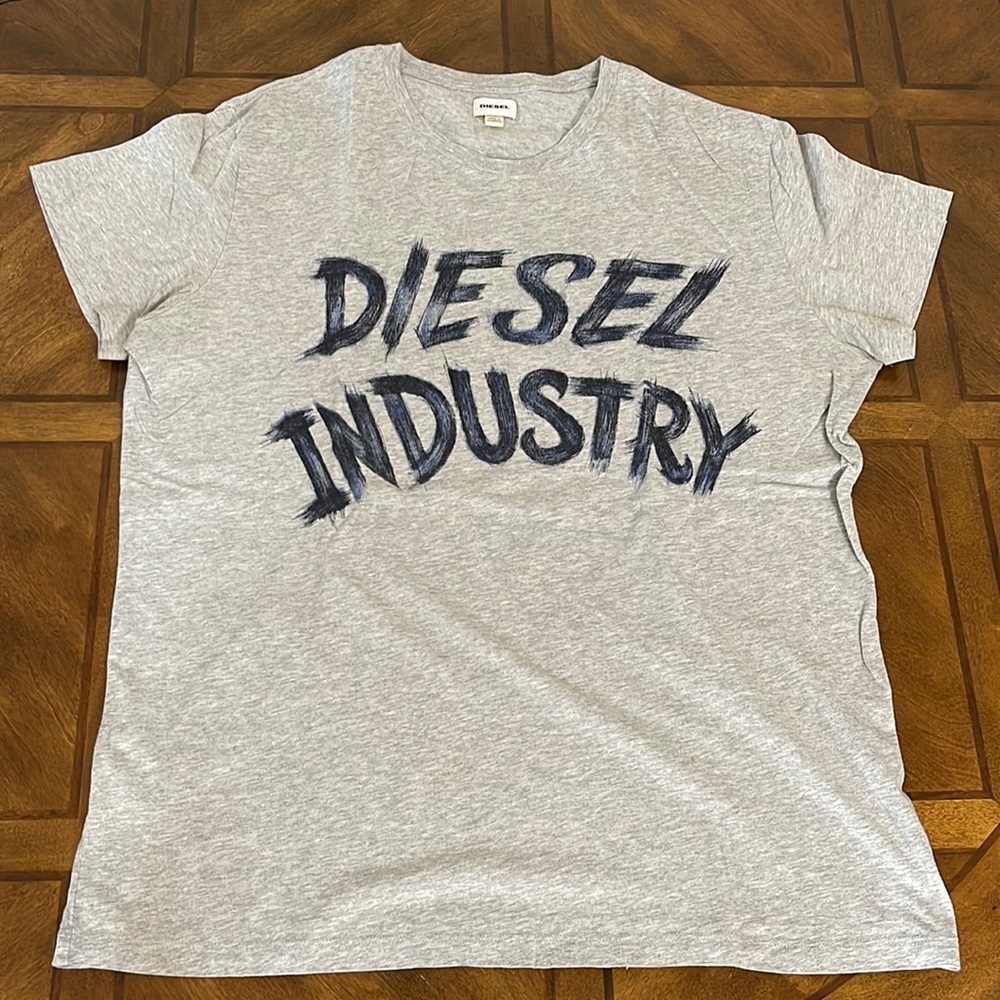 Diesel Men’s Gray T-Shirt with Navy Graphic "Diesel Industry" - CXL
